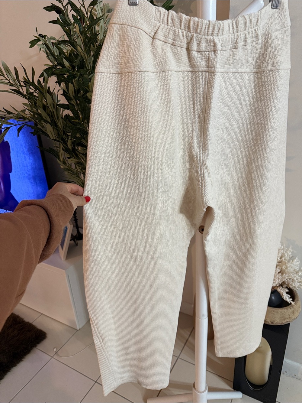 PROCHE studios Aldous Barrel Jogger Cream cotton pants Textured Trousers - Picture 10 of 12
